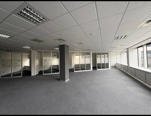 435M² OFFICE TO LET IN CAPE TOWN CITY CENTRE